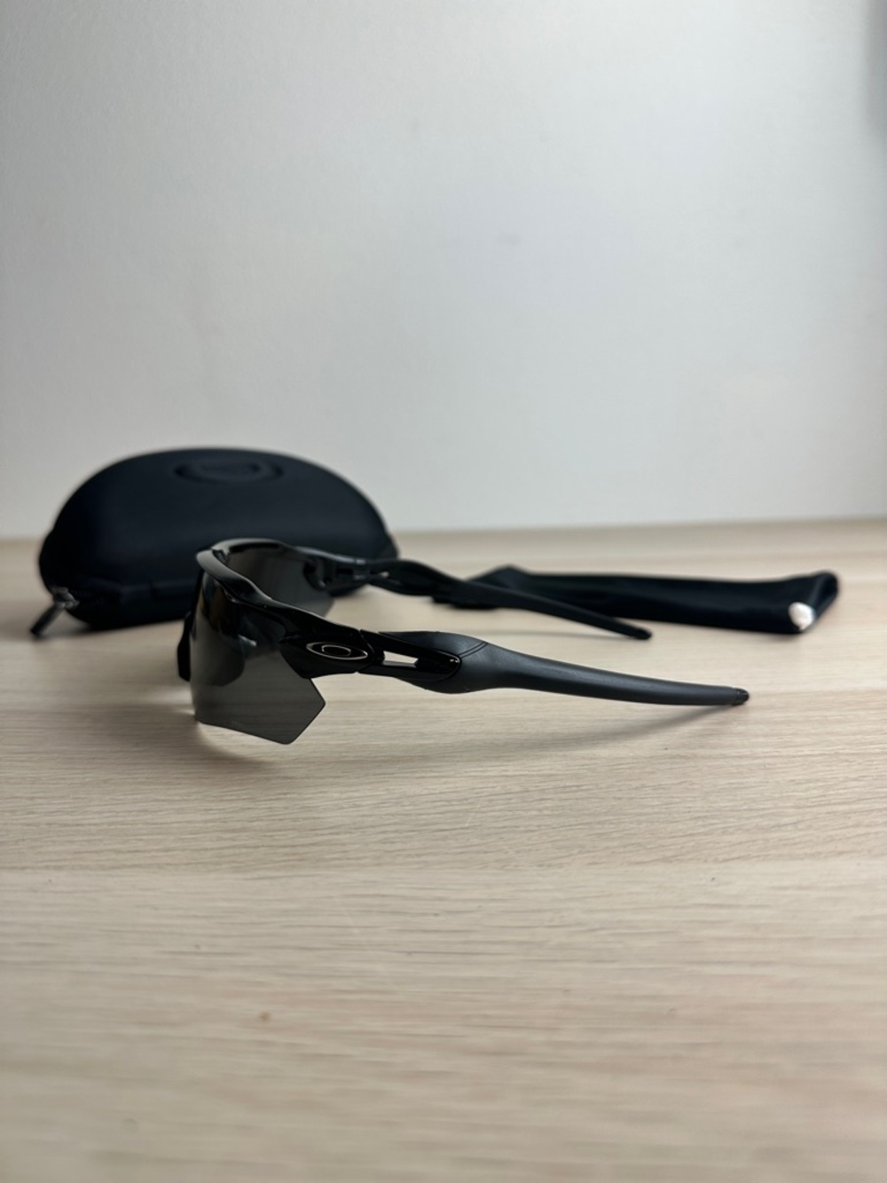 Oakley Radar Ev Path OO9208 Men's Sunglasses Black Frame Black Polarized Prizm - Picture 2 of 4
